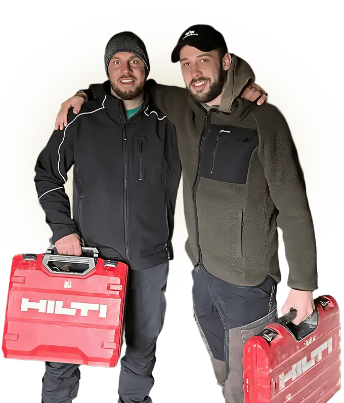 Team für Entrümpelung und Haushaltsauflösung in Ravensburg bei der Arbeit vor Ort mit professioneller Räumung von Wohnungen und Häusern